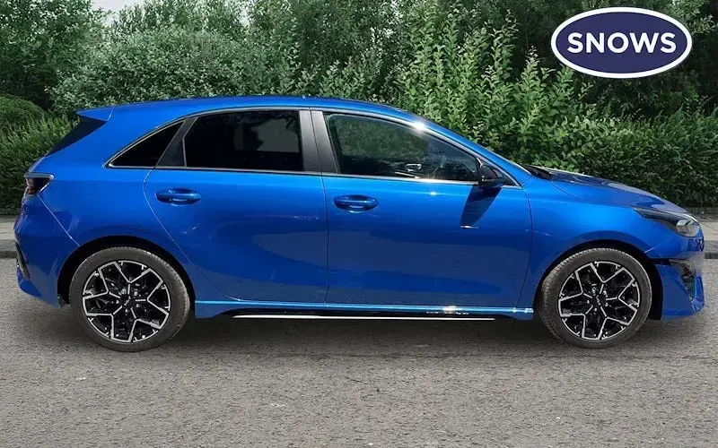 Used Kia Ceed GT-Line 140 HP (102 kW) 2024 Blue Hatchback