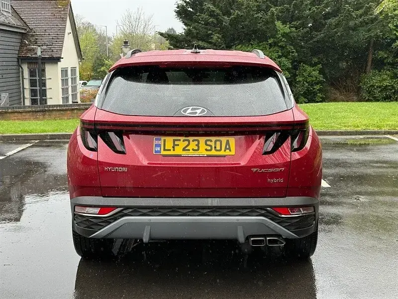 Used Hyundai Tucson Premium 230 HP (169 kW) 2023 Red SUV