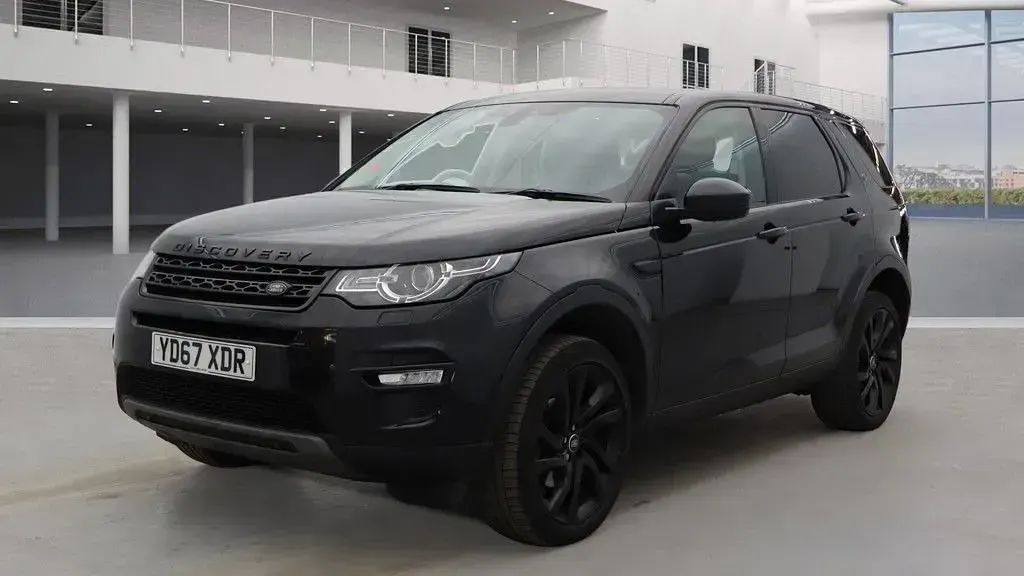 Used Land Rover Discovery Sport HSE 180 HP (132 kW) 2017 Black SUV