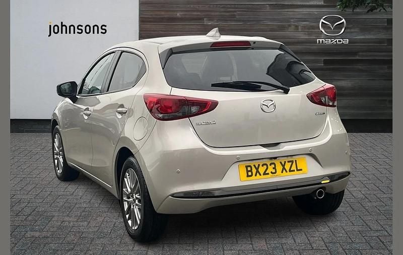 Used Mazda 2 Exclusive-Line 88 HP (64 kW) 2023 Silver Hatchback