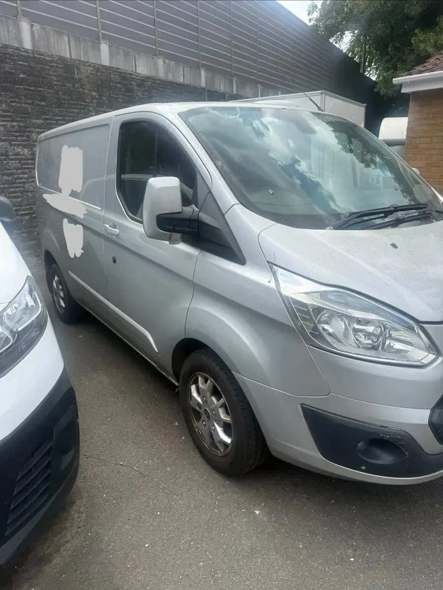 Used Ford Transit Custom Limited 155 HP (114 kW) 2013 Silver Van