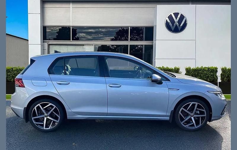 Used VW Golf VIII Style 128 HP (94 kW) 2021 Silver Hatchback