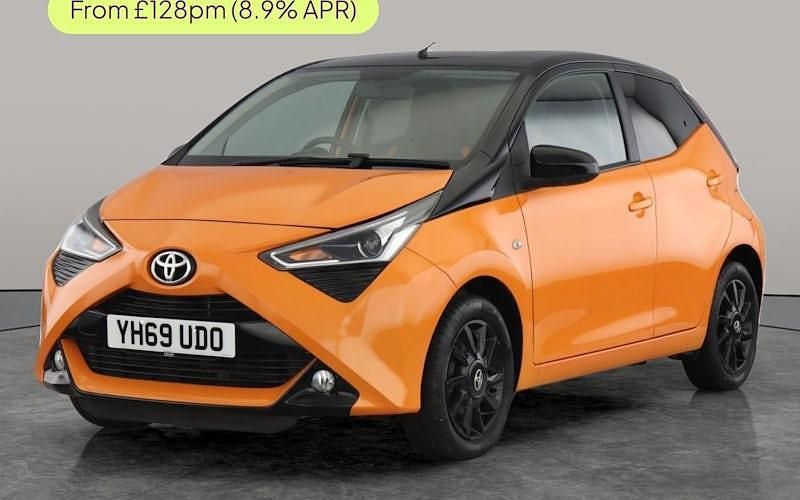 Used Toyota Aygo X-cite 72 HP (52 kW) 2019 Hatchback