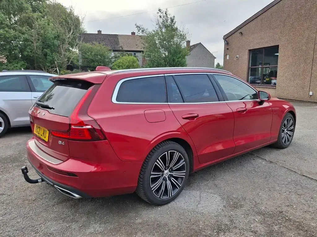 Used Volvo V60 Inscription 2021 Red Estate