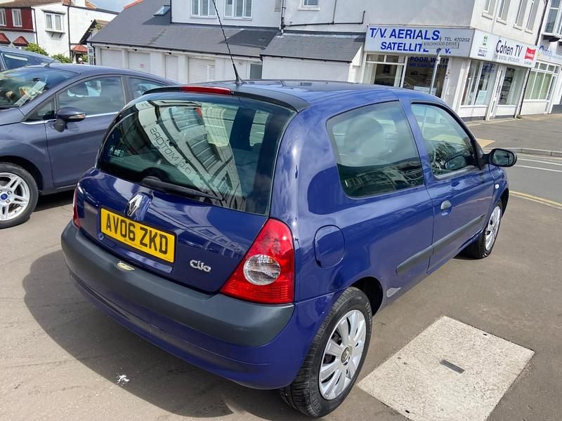 Usado Renault Clio II Campus 2006 Azul Citadino