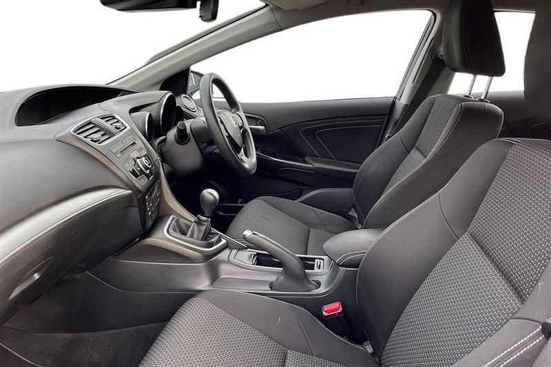 Used Honda Civic S 100 HP (73 kW) 2016 Blue Hatchback