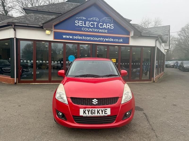 Used Suzuki Swift SZ4 94 HP (69 kW) 2011 Red Hatchback