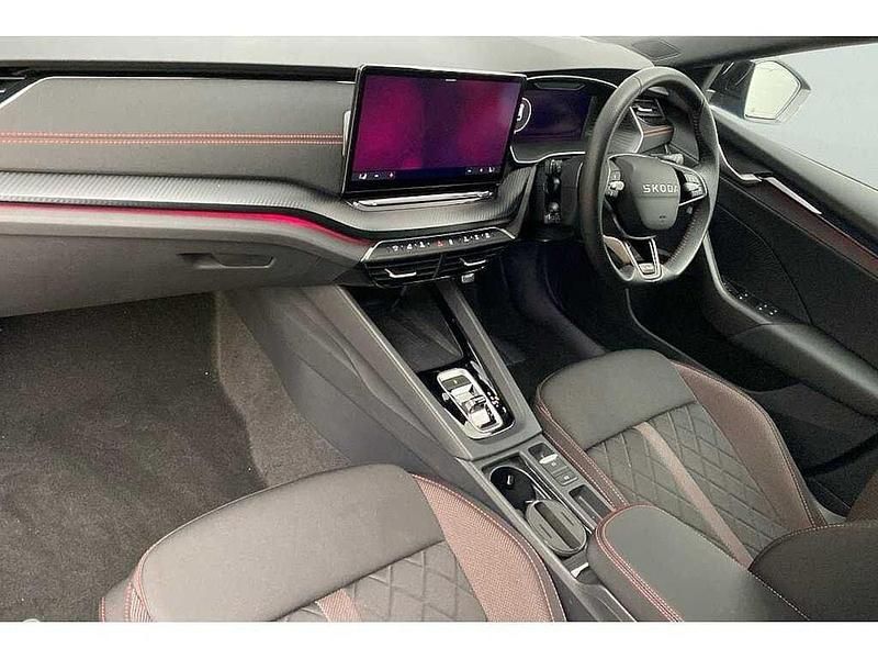 Used Skoda Octavia vRS 195 HP (143 kW) 2025 Race blue metallic Estate