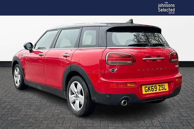 Used Mini Cooper Clubman Classic 134 HP (98 kW) 2019 Red Estate