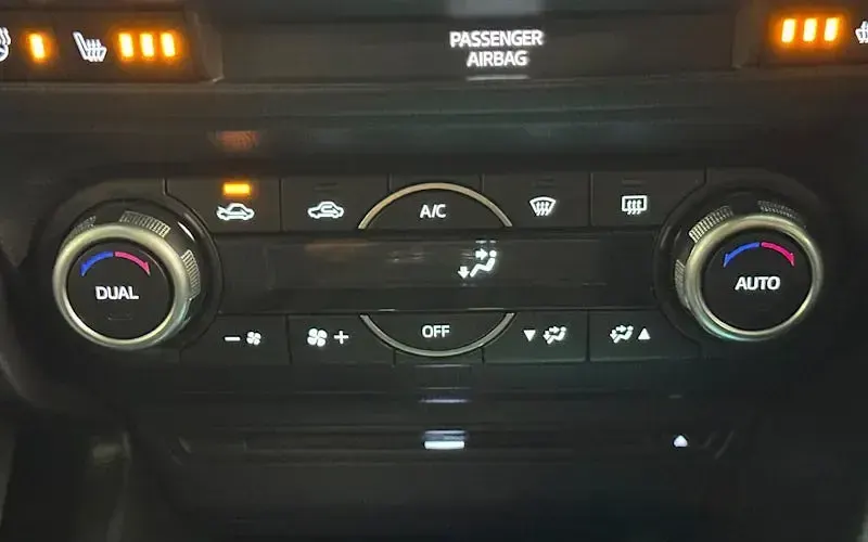 Used Mazda 3 Inclusive 165 HP (121 kW) 2018 Black Hatchback