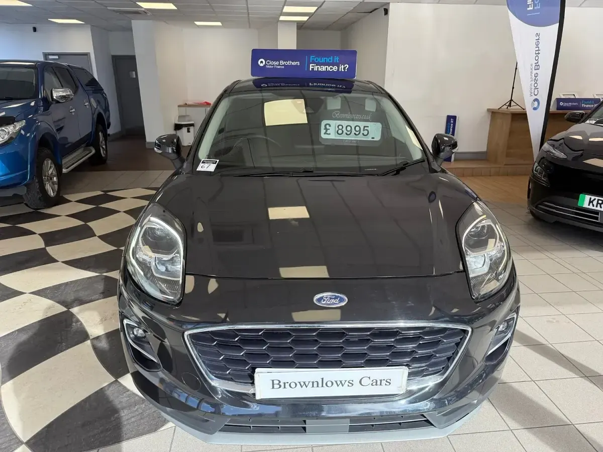 Used Ford Puma Titanium 100 HP (73 kW) 2020 Black SUV