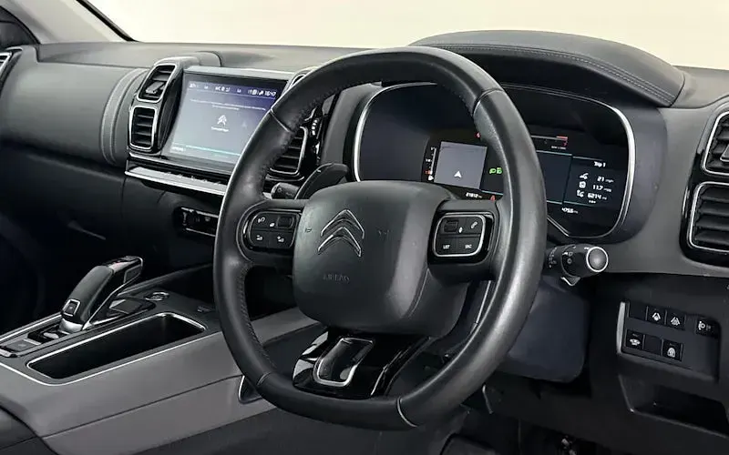 Used Citroën C5 Shine 131 HP (96 kW) 2022 Hatchback