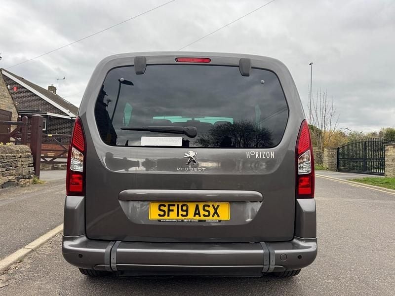 Second-hand Peugeot Partner Active 2019 Gri Monovolum
