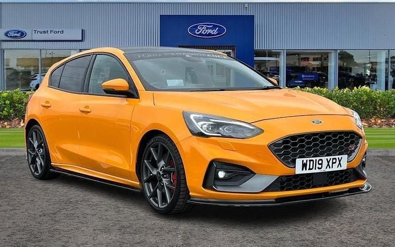 Used 2021 Ford Focus ST Hatchback | £20,199 (Good price) - Image 1/4