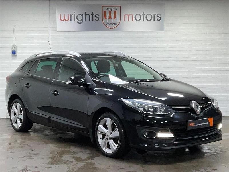 Used Renault Mégane GrandTour Dynamique 110 HP (80 kW) 2015 Black Estate