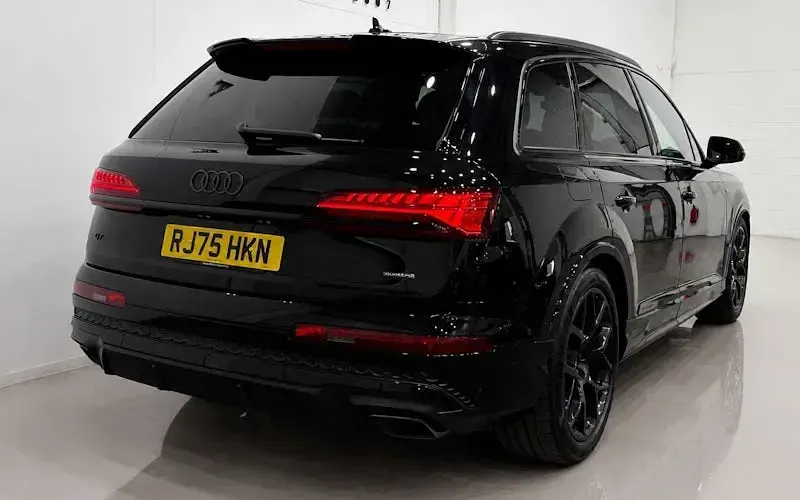 Used Audi Q7 Black Edition 340 HP (250 kW) 2025 Black SUV