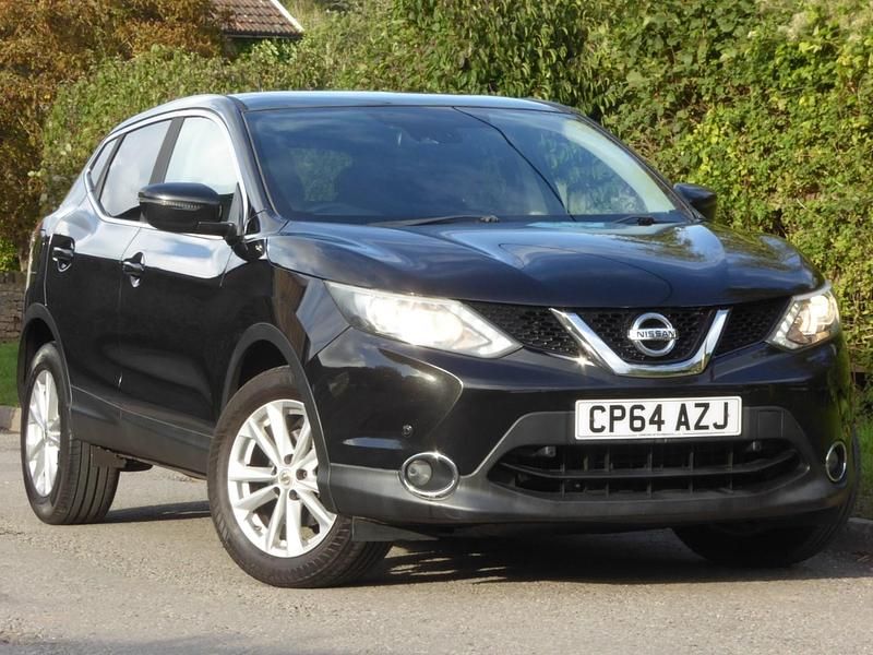 Black Used 2014 Nissan Qashqai Acenta Premium SUV | £5,550 (Fair price) - Image 1/4