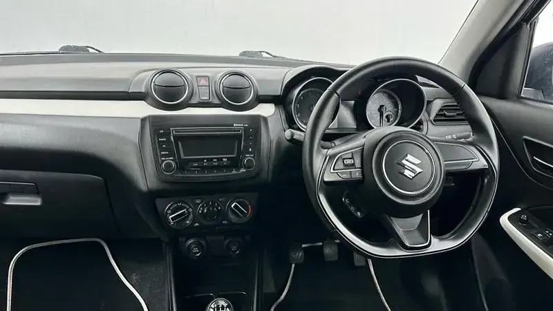 Used Suzuki Swift SZ3 90 HP (66 kW) 2020 Grey Hatchback
