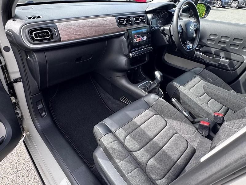 Brown Used 2021 Citroën C3 PureTech Hatchback | £12,375 (A bit pricey) - Image 1/4