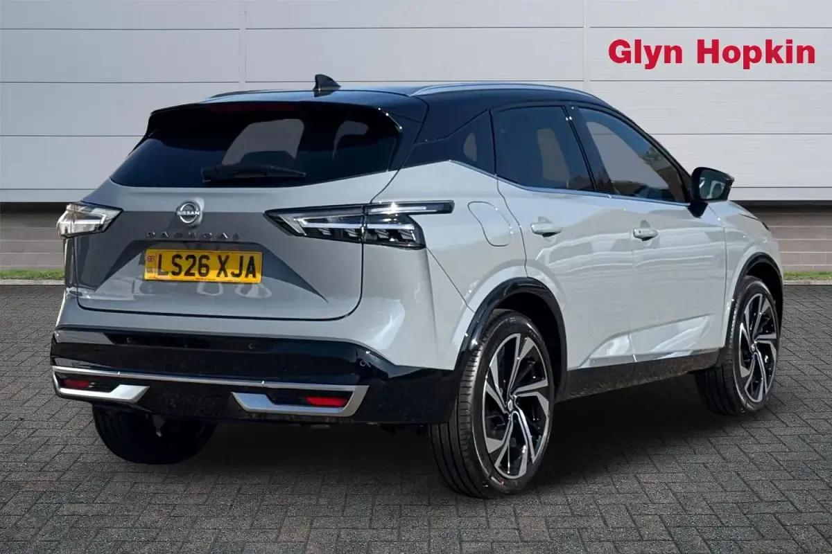 New Nissan Qashqai Tekna+ 158 HP (116 kW) 2026 Grey SUV