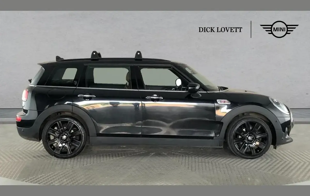 Used Mini Cooper Clubman Exclusive 134 HP (98 kW) 2022 Black Estate