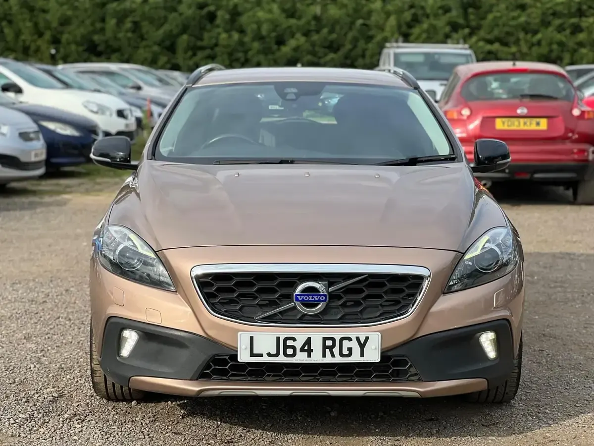 Used Volvo V40 2015 Bronze Hatchback