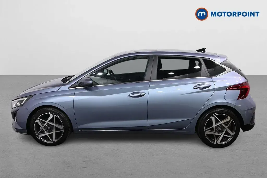 Used Hyundai i20 Ultimate 101 HP (74 kW) 2025 Blue Hatchback