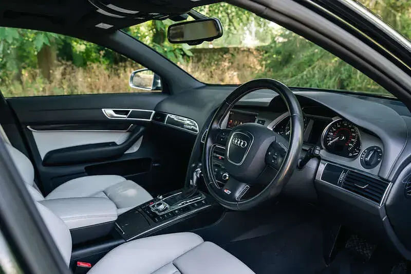 Used Audi S6 Comfort 435 HP (319 kW) 2023 Black