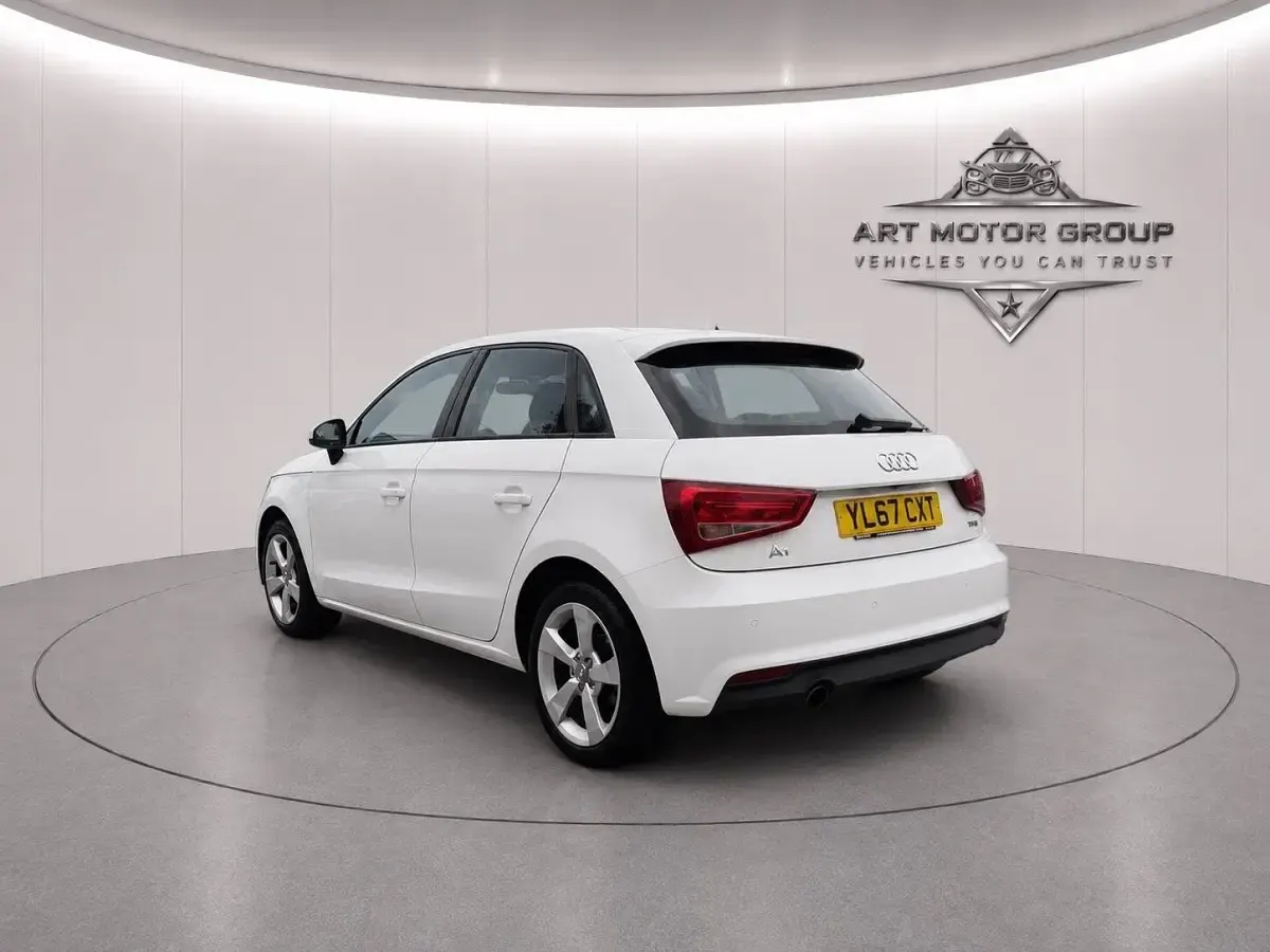Used Audi A1 Sportback Sport 2018 White Hatchback