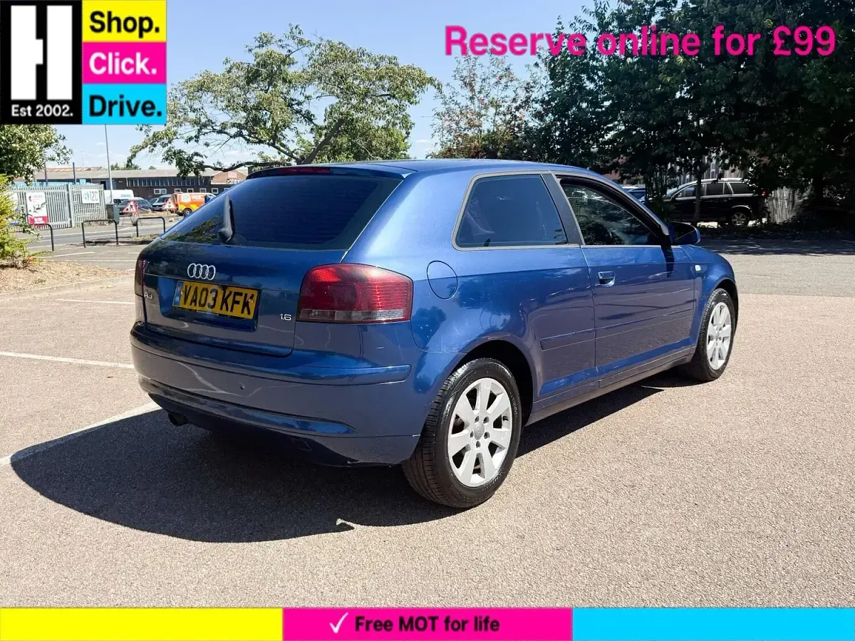 Used Audi A3 Design 100 HP (73 kW) 2003 Blue Hatchback