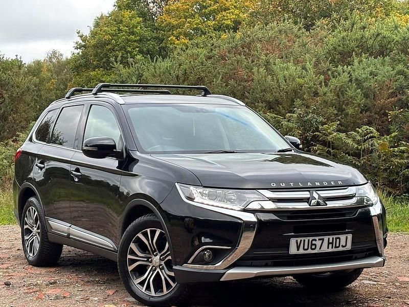 Black Used 2017 Mitsubishi Outlander SUV | £12,995 (Fair price) - Image 1/3