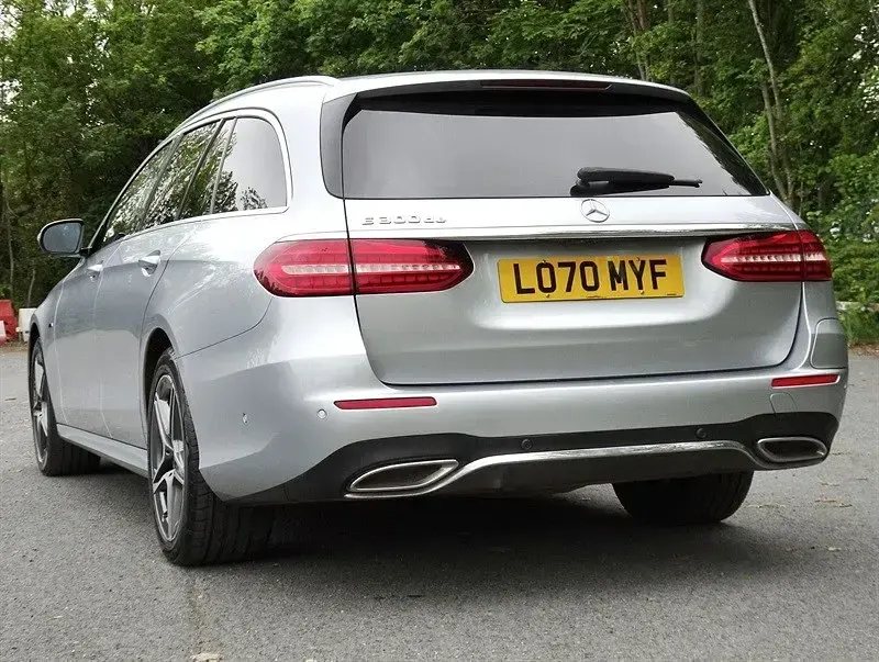 Used Mercedes E300 AMG line 306 HP (225 kW) 2020 Silver Estate