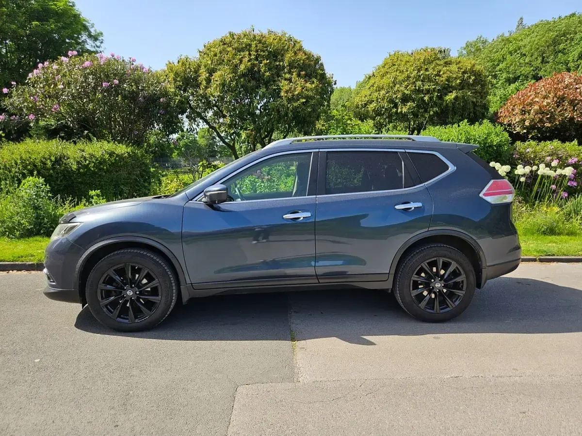 Used Nissan X-Trail N-TEC 130 HP (95 kW) 2014 Blue SUV