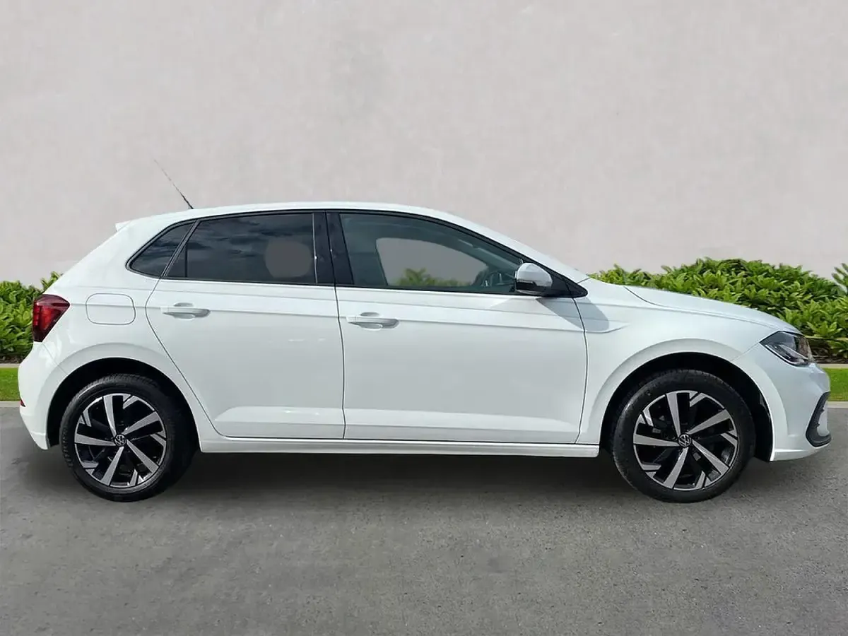 Used VW Polo Match 95 HP (69 kW) 2025 White Hatchback