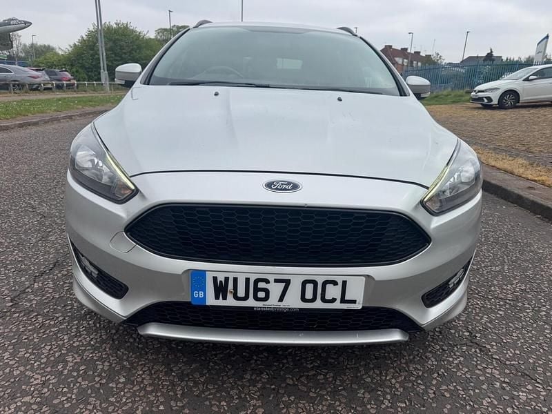 Used Ford Focus ST-Line 120 HP (88 kW) 2017 Silver Estate