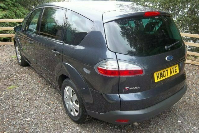 Używany Ford S-MAX S 2007 Minivan