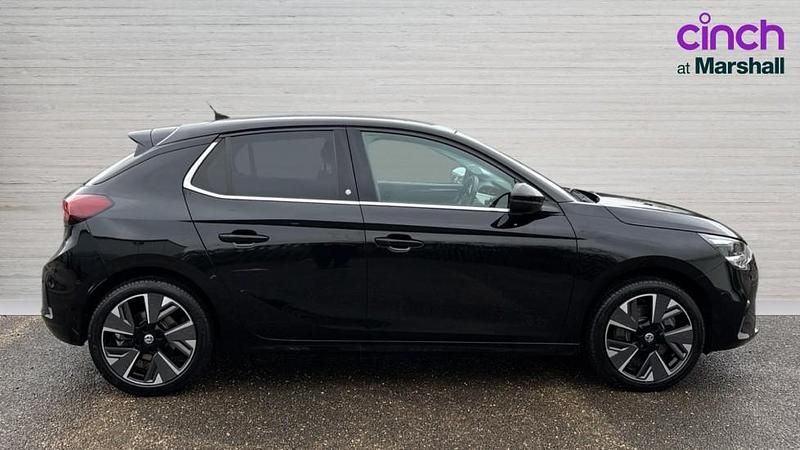 Used Vauxhall Corsa-e Elite 100 kW (136 HP) 2022 Black Hatchback