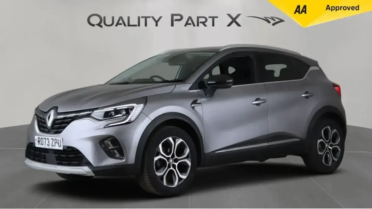 Usado Renault Captur Techno 91 HP (66 kW) 2023 Cinzento SUV