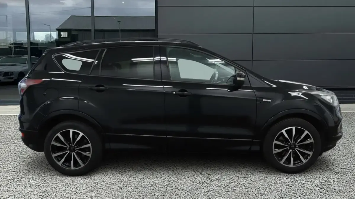 Used Ford Kuga ST-Line 120 HP (88 kW) 2017 Black SUV