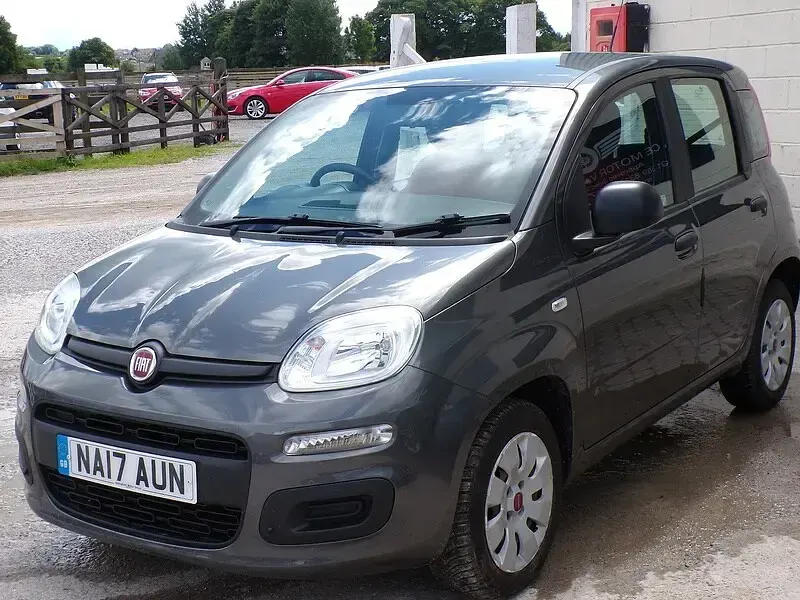 Used Fiat Panda Pop 69 HP (50 kW) 2017 Grey Hatchback