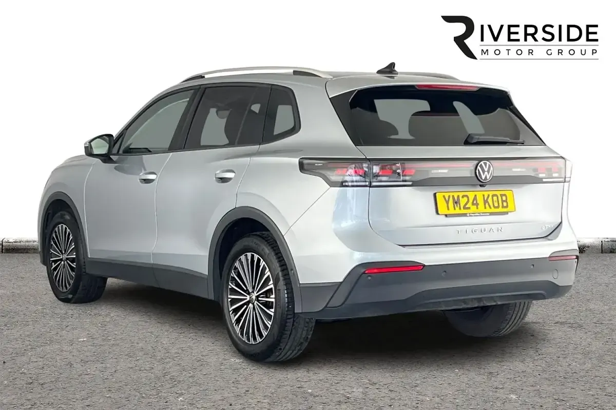 Used VW Tiguan Match 150 HP (110 kW) 2024 Silver SUV