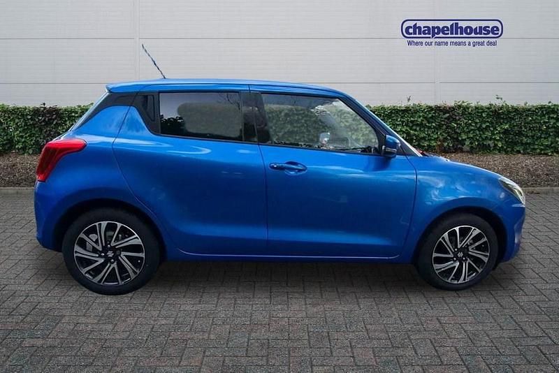 Used Suzuki Swift SZ5 83 HP (61 kW) 2021 Blue Hatchback