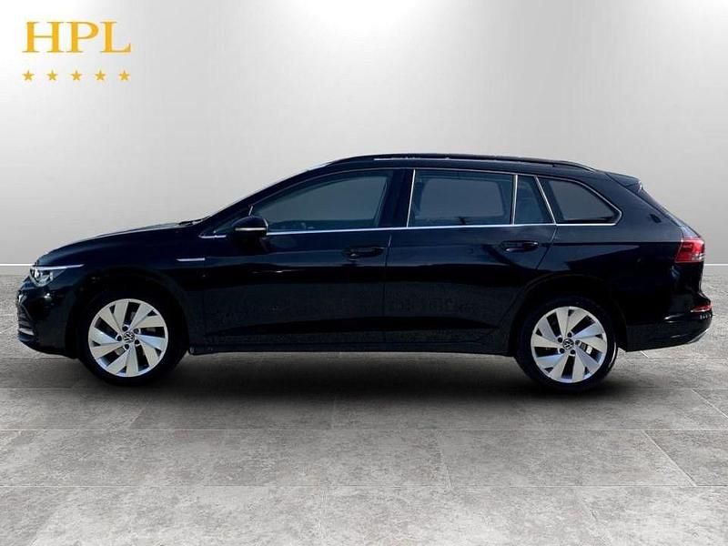 Used VW Golf VIII Style 130 HP (95 kW) 2021 Black Estate