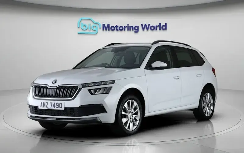 Used Skoda Kamiq SE Drive 95 HP (69 kW) 2023 White SUV