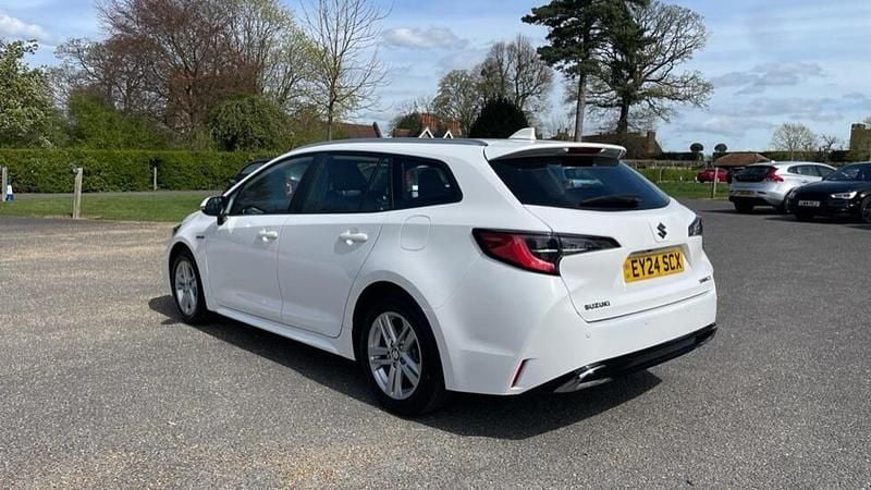 Used Suzuki Swace 138 HP (101 kW) 2024 White Estate