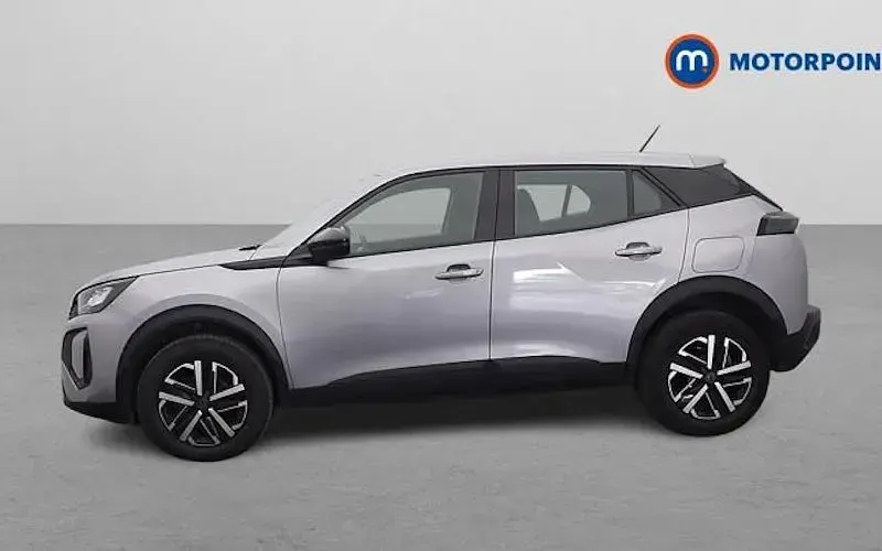 Used Peugeot 2008 Active 101 HP (74 kW) 2024 Grey SUV
