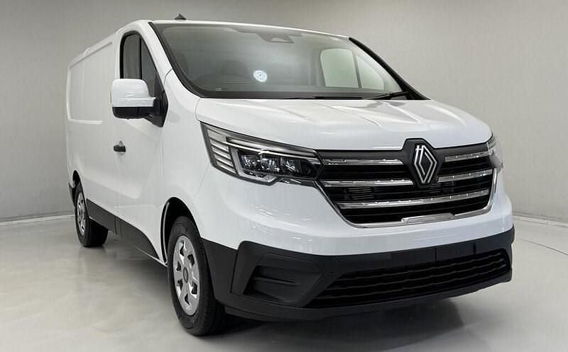 New Renault Trafic 2025 White
