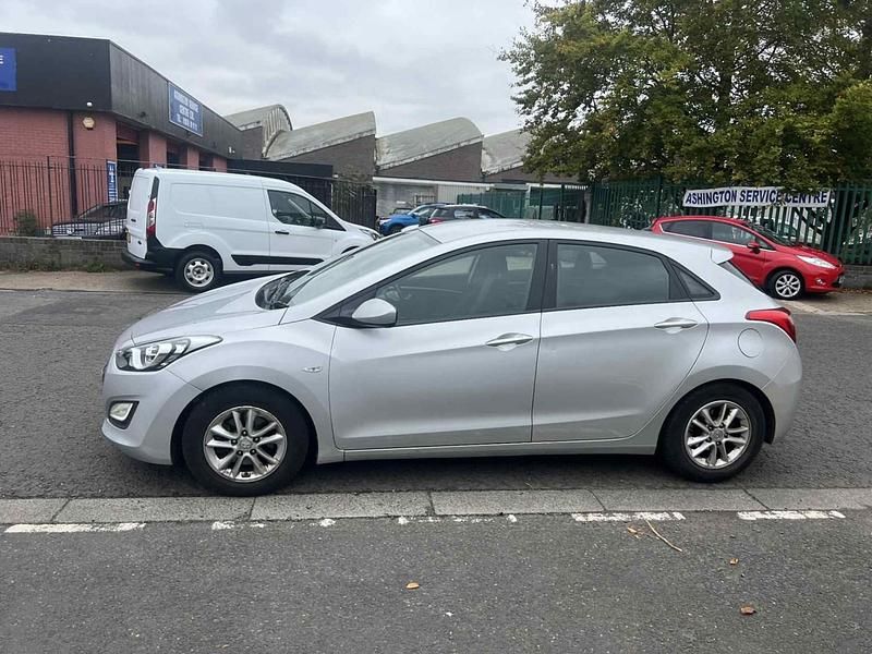 Used Hyundai i30 Active 2015 Silver Hatchback
