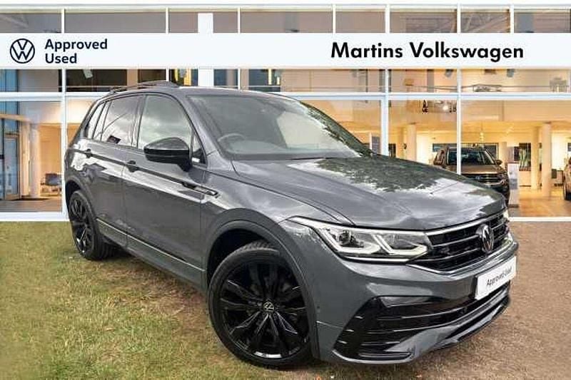 Grey Used 2024 VW Tiguan Black Edition SUV | £31,495 (Fair price) - Image 1/4