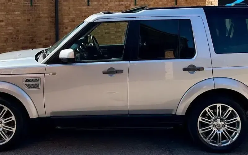 Used Land Rover Discovery HSE 256 HP (188 kW) 2012 Silver SUV
